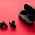 black colored oneplus nord buds