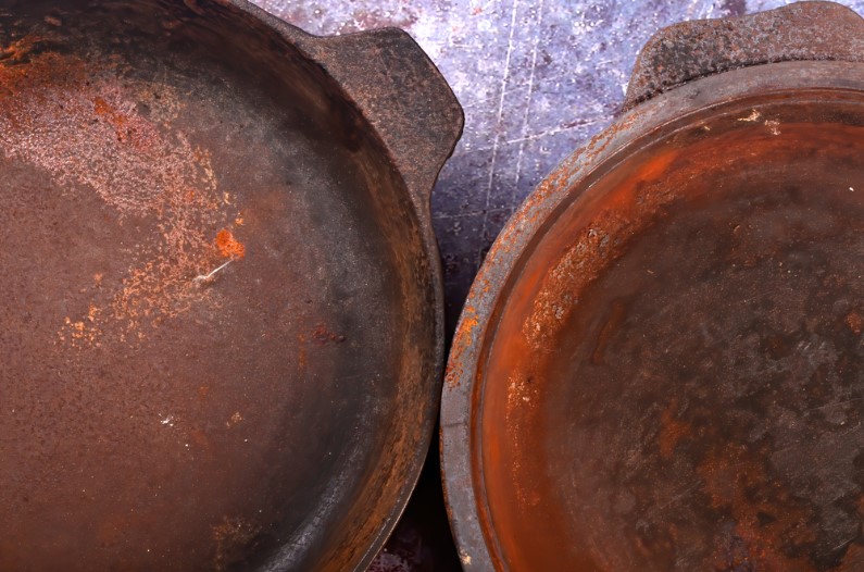 rusted cast iron cookware