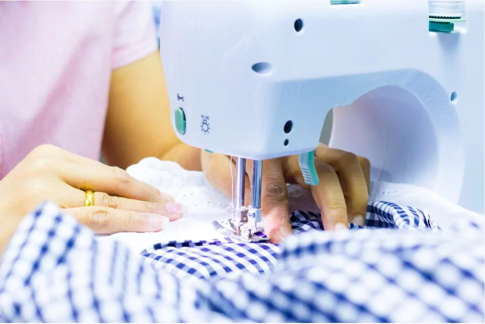 tips on using a mini sewing machine
