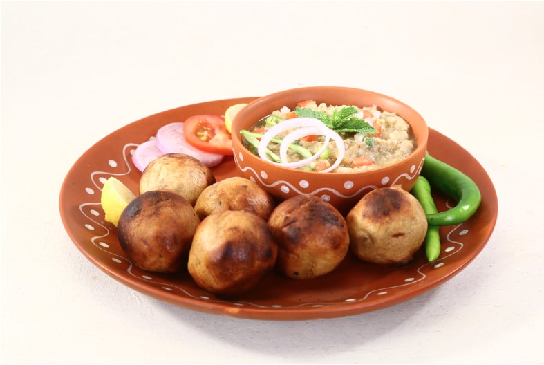 litti chokha or bihari food