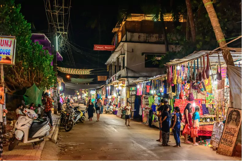 nightlife & street shops of goa