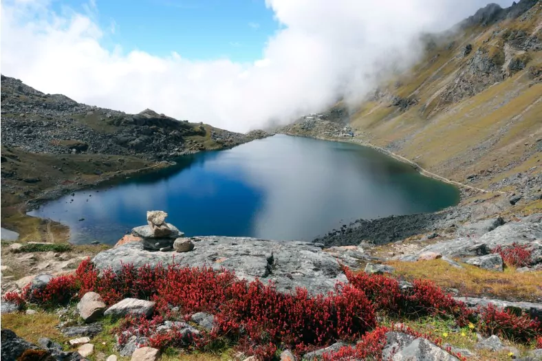 clear gosaikunda mountain lake nepal
