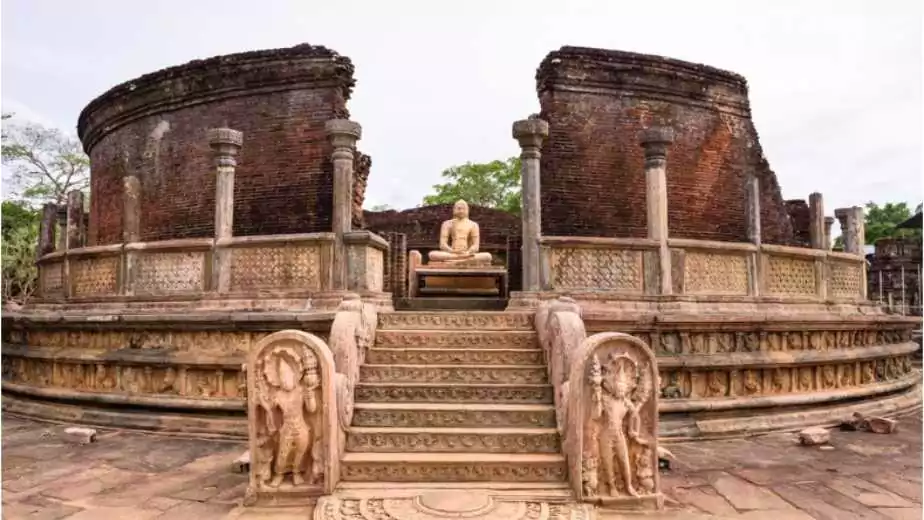 vatadage in polonnaruwa sri lanka